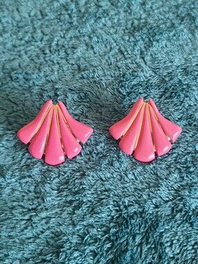 Pink Fan-Shaped Earrings with Gold Trim